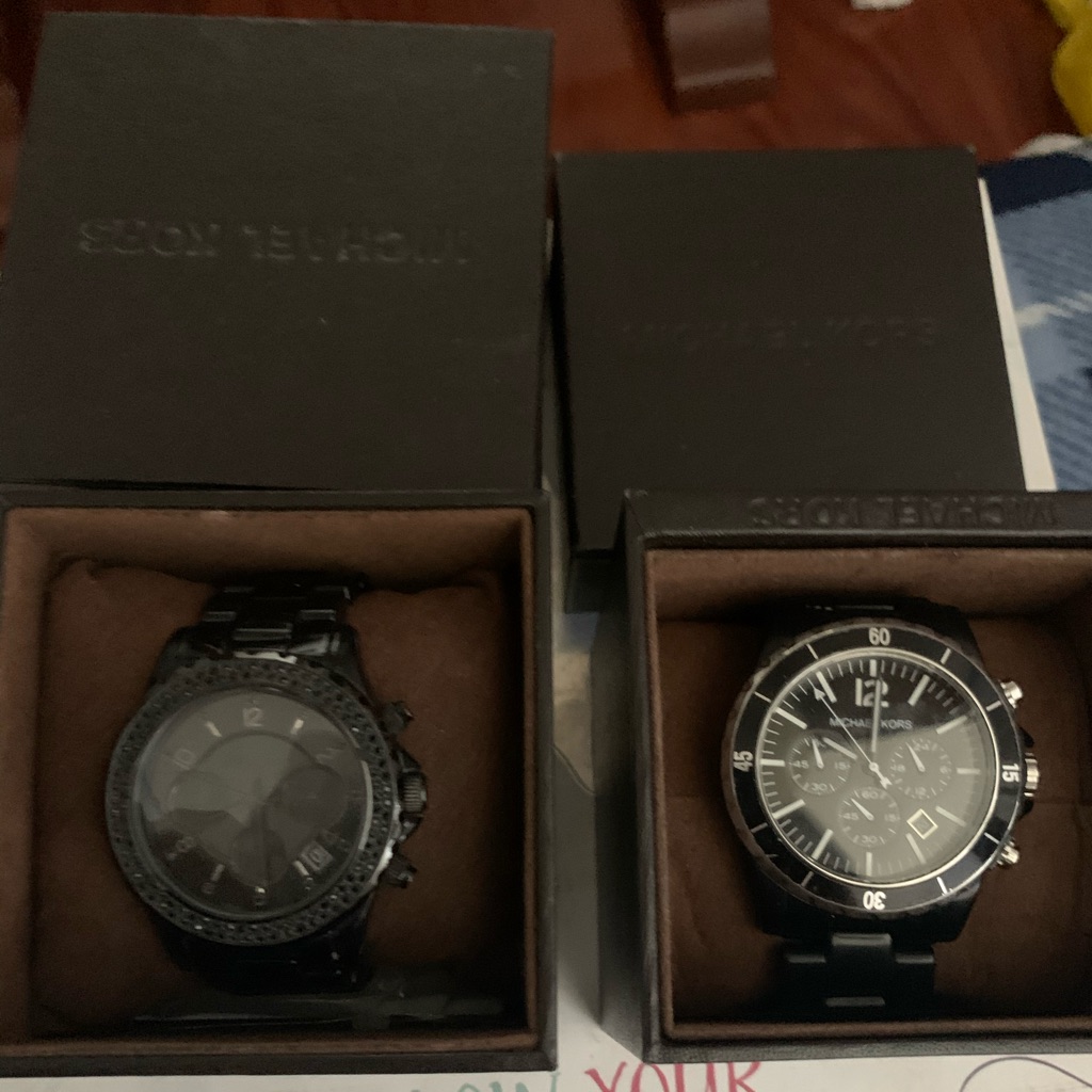 2 Couple Watches